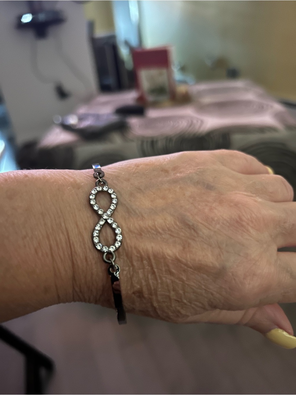 NWOT Paparazzi Gunmetal Rhinestone Infinity Cuff Bracelet